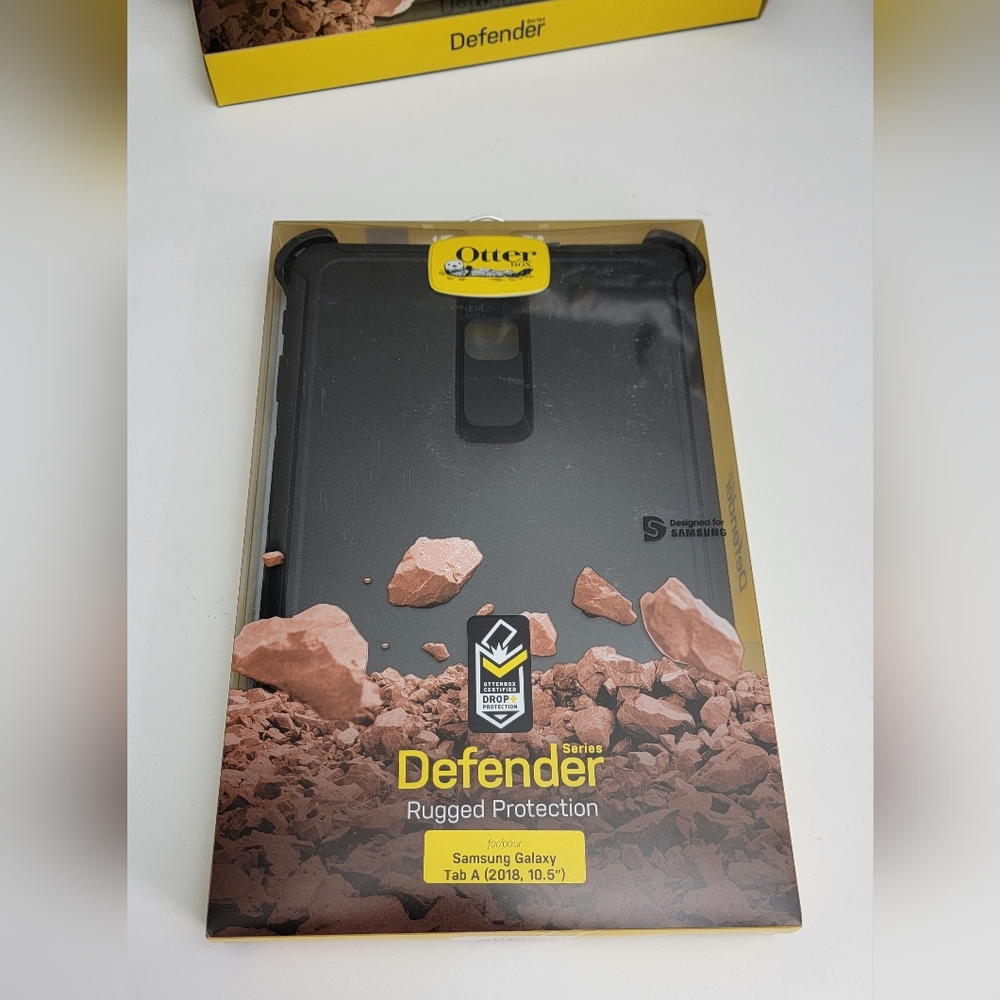 OtterBox Defender Series Case for Samsung Galaxy Tab A (2018 Version, 10.5")